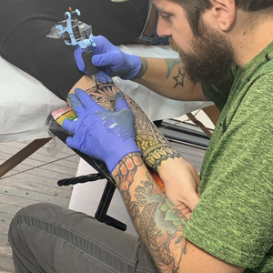 Ian Friend working his craft.